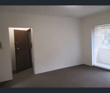 8/27 Nelson Street, Penshurst, NSW 2222 - Photo 2