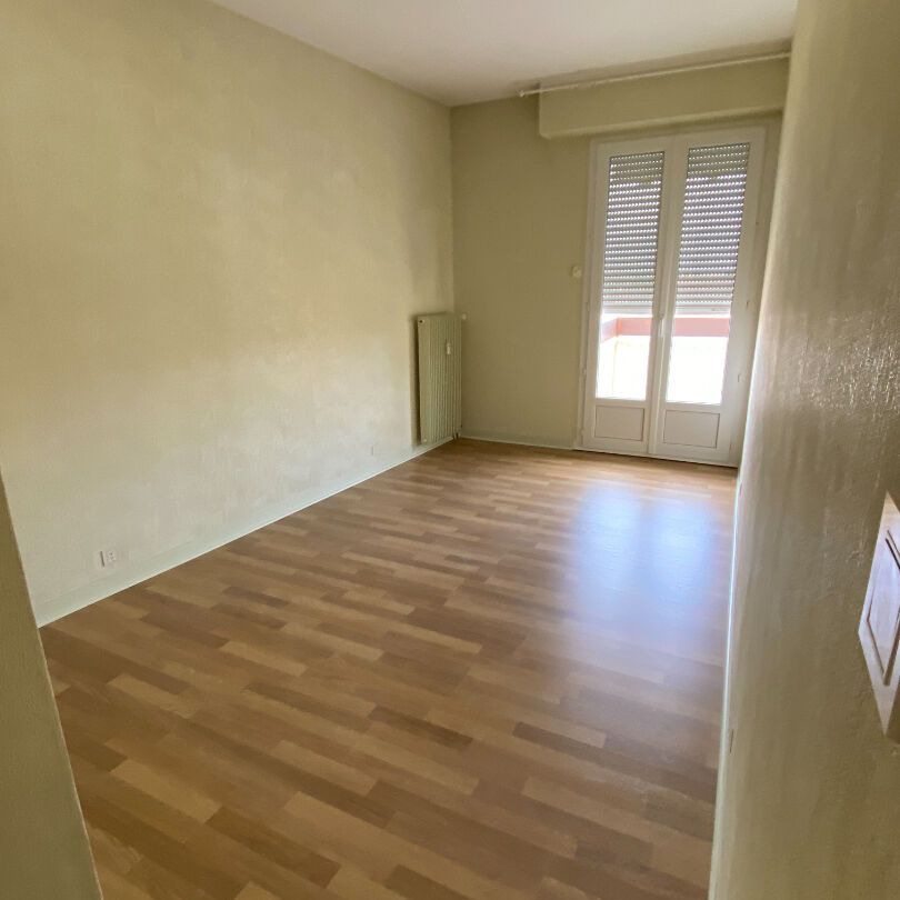 Appartement Poitiers – 4 pièces – 127.80 m2 - Photo 1