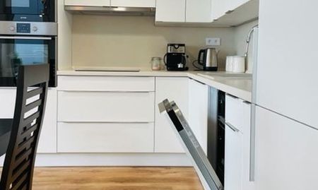 2-IZB. BYT 53m2 NOVOSTAVBA, STROJÁRENSKÁ ULICA, STARÉ MESTO - Fotografia 4