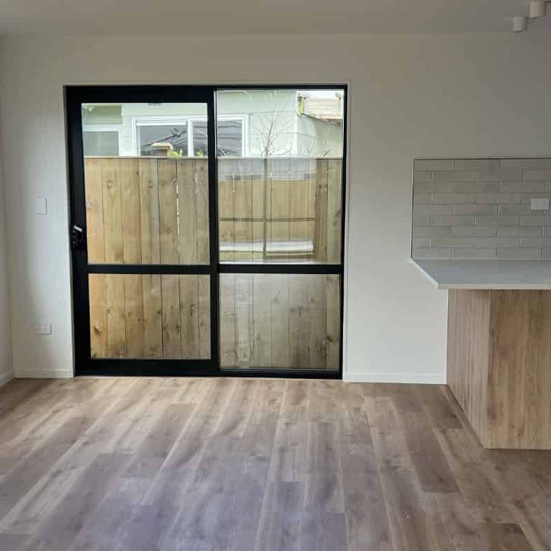 Brand New Stunning 3-bedroom Duplex in Manurewa - Photo 1
