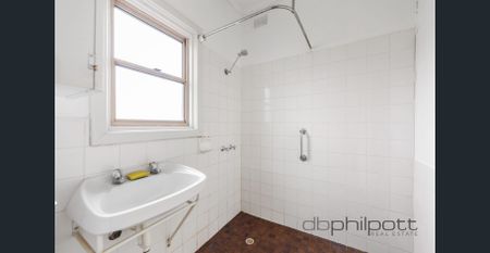 3-Bedroom Semi-Detached Home with Carport - Photo 4