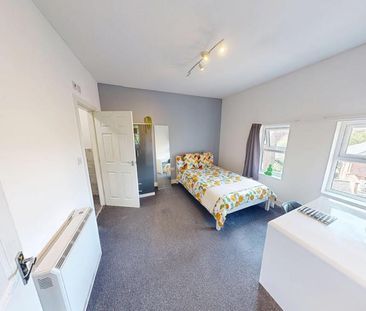2 bedroom flat to rent - Photo 6
