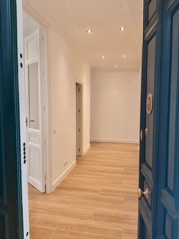 4 room luxury Flat for rent in Madrid, Spain - Photo 3