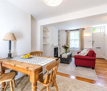 2 bedroom terraced house to rent - Photo 2