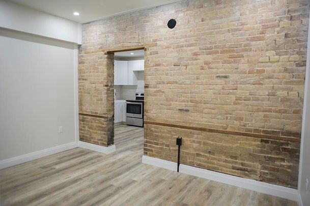 For Lease - 160 Darling Street Unit# 2, Brantford, Ontario - Photo 1