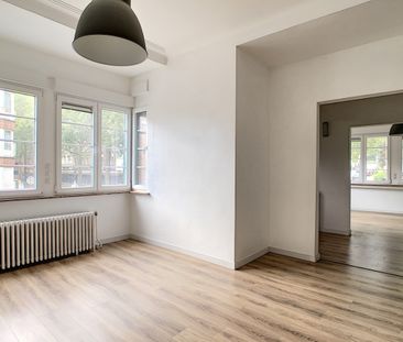 4-bedroom house for rent in Forest - Photo 3