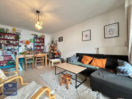 Location Appartement 3 pièces 72m² VILLEURBANNE 69100 - Photo 2