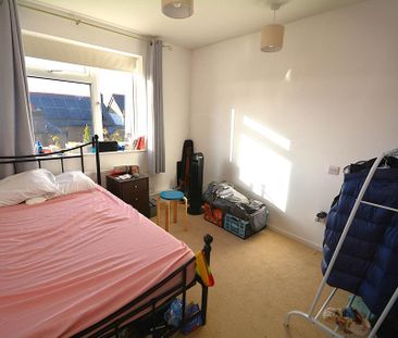 1 bedroom in a flat share to rent - Photo 3