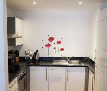 1 Bed Flat, The Quays, M50 - Photo 1