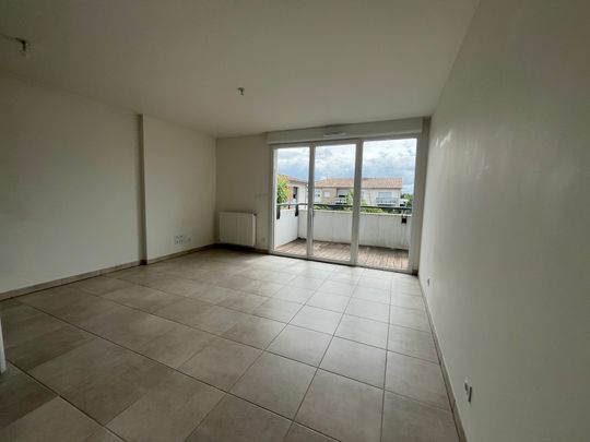 Location Appartement 1 pièce 27m² FROUZINS 31270 - Photo 1
