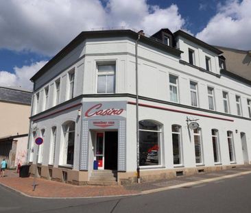 Charmante DG Wohnung im Zentrum - Photo 1