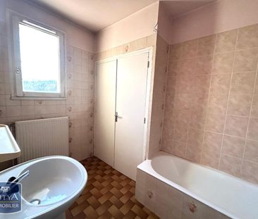 Location Appartement 1 pièce 32m² ST ETIENNE 42000 - Photo 2