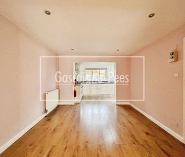 Erica Way, Horsham, RH12 - Photo 4