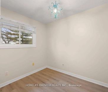412 THE QUEENSWAY S - Photo 4