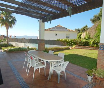 Chalet individual en urbanización de Alhaurín de la Torre – alh27jv - Photo 5
