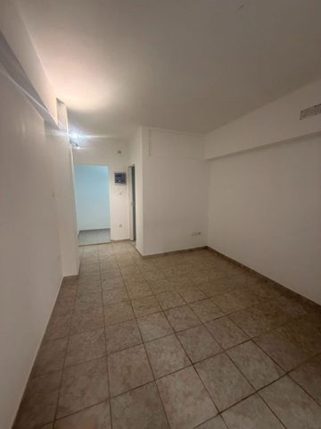 Studio/Γκαρσονιέρα για ενοικίαση Κέντρο (Καλλιθέα) - Photo 2