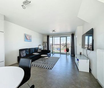 Duplex met twee kamers & staanplaats te huur in Kortrijk - Foto 2