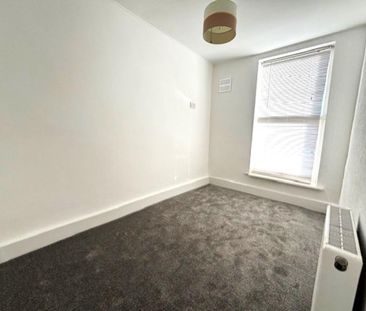 3 bedroom detached house to rent - Photo 4