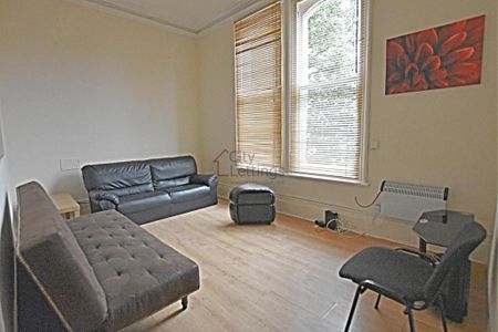 1 bedroom flat to rent - Photo 2