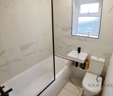 3 bedroom semi-detached house to rent - Photo 6