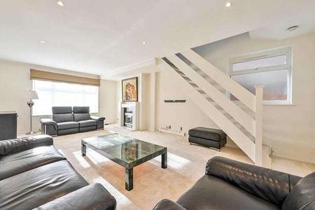 Worcester Park, Worcester, KT4 - Photo 3