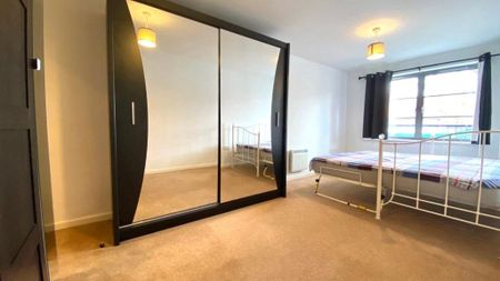 2 bedroom apartment to rent - Photo 3