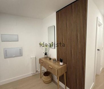 Alquiler de piso en Calle Landaburu, 9 - Photo 4