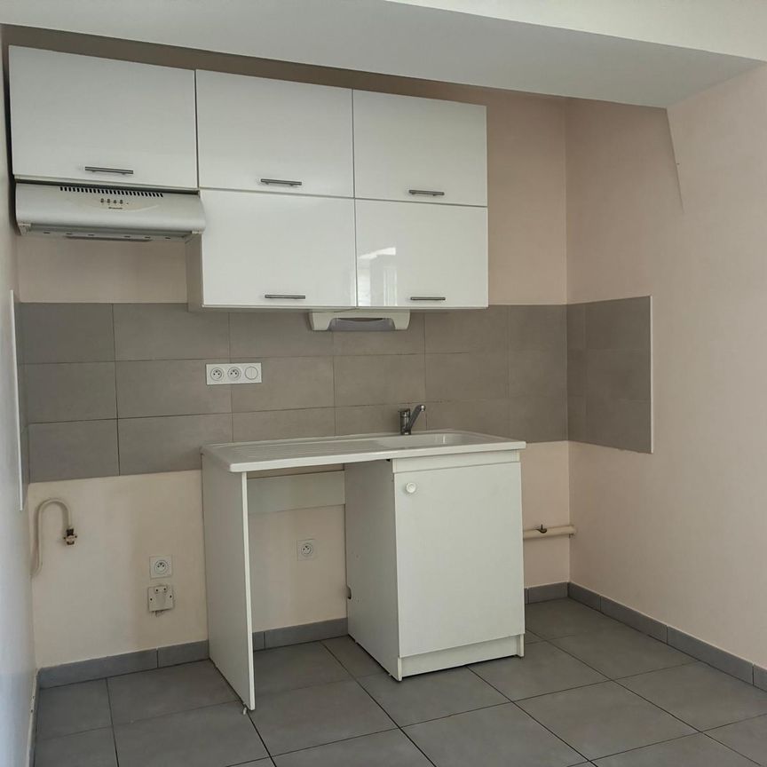 Location Appartement 4 pièces 74m² VALENCE 26000 - Photo 1