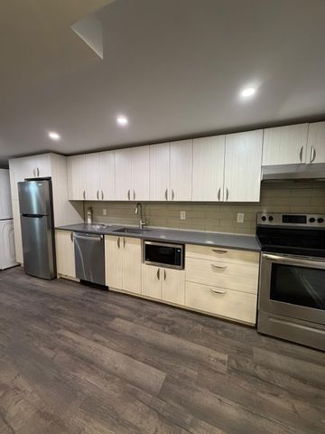 2424 Kaladar AveOttawa, ON K1V 8C1 - Photo 4