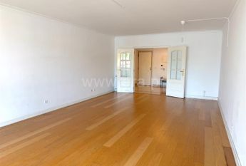 Apartamento T3 em Lisboa