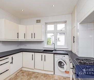 2 Bedroom Maisonette to rent - Photo 2