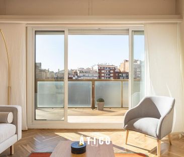 3 room luxury penthouse for rent in Barcelona, Spain - Photo 3