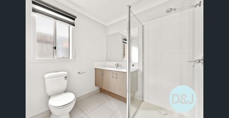 Spacious Family Living in Sought-After Ambrosia Estate - Photo 5