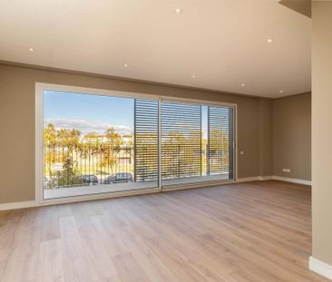 4 room luxury Flat for rent in Sabadell, Spain - Photo 1