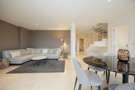 Penthouse Duplex in Nueva Andalucía - Photo 4