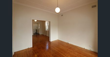 Location ! Location ! Location ! 2 Bedroom Family Home - Photo 3