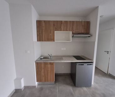 Location Appartement 2 pièces 42m² PERPIGNAN 66000 - Photo 4