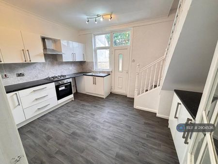 2 bedroom terraced house to rent - Photo 5