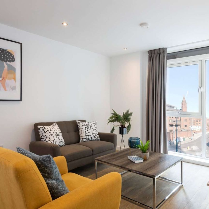 1 BED APARTMENT | AVAILABLE NOW | LAST UNITS | PARKING AVAILABLE | PRIME LOCATION | 24-HOUR CONCIERGE | RESIDENTS GYM - Photo 1