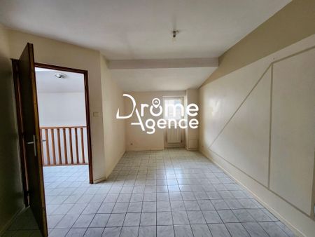 Location Appartement 3 pièces 91m² VALENCE 26000 - Photo 5