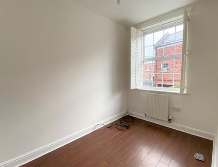 3 Bedroom Terraced To Let - Photo 5