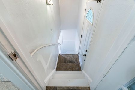 For Lease - 39 Meadowland Drive, Brampton, Ontario - Photo 4