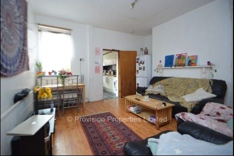 5 Bedroom Student House Hyde Park Leeds - Photo 1