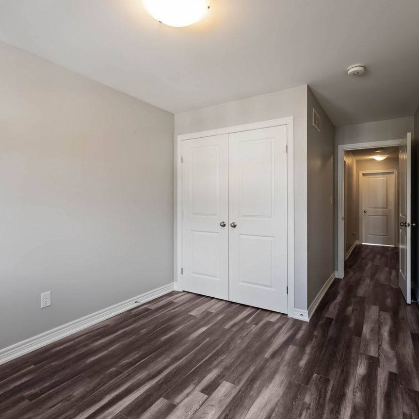 For Lease - 81 Grove Street, Welland, Ontario - Photo 1