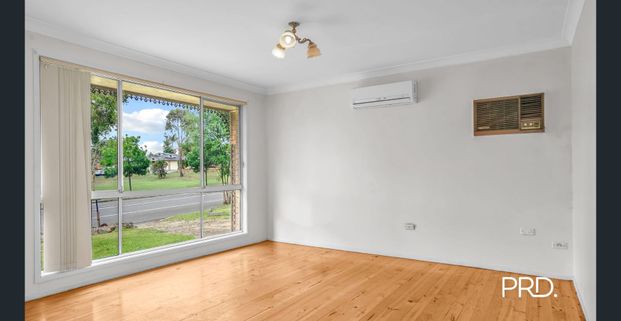 3 Bedroom Family Home in Cranebrook - Photo 1