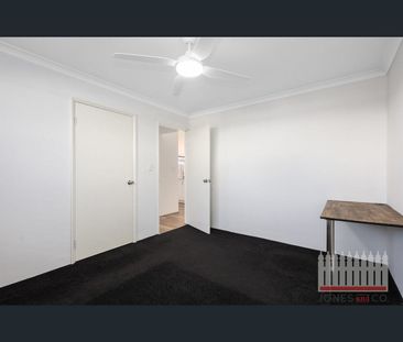 20 Hinxman Drive, Ellenbrook, WA 6069 - Photo 4