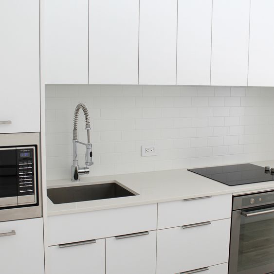 1 Br Condo For Rent In University District W/ Ungr Parking & Heat & Water Incl. - Photo 1