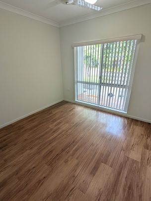 GROUND FLOOR UNIT!!!! - Photo 1