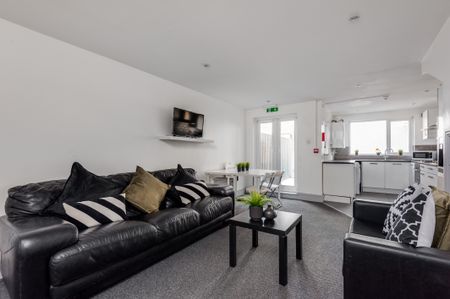 Mill Street Room 5 - Photo 3