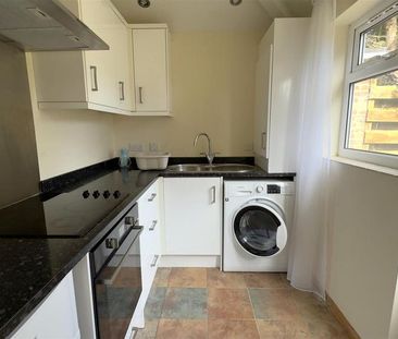 1 bedroom detached house to rent - Photo 2